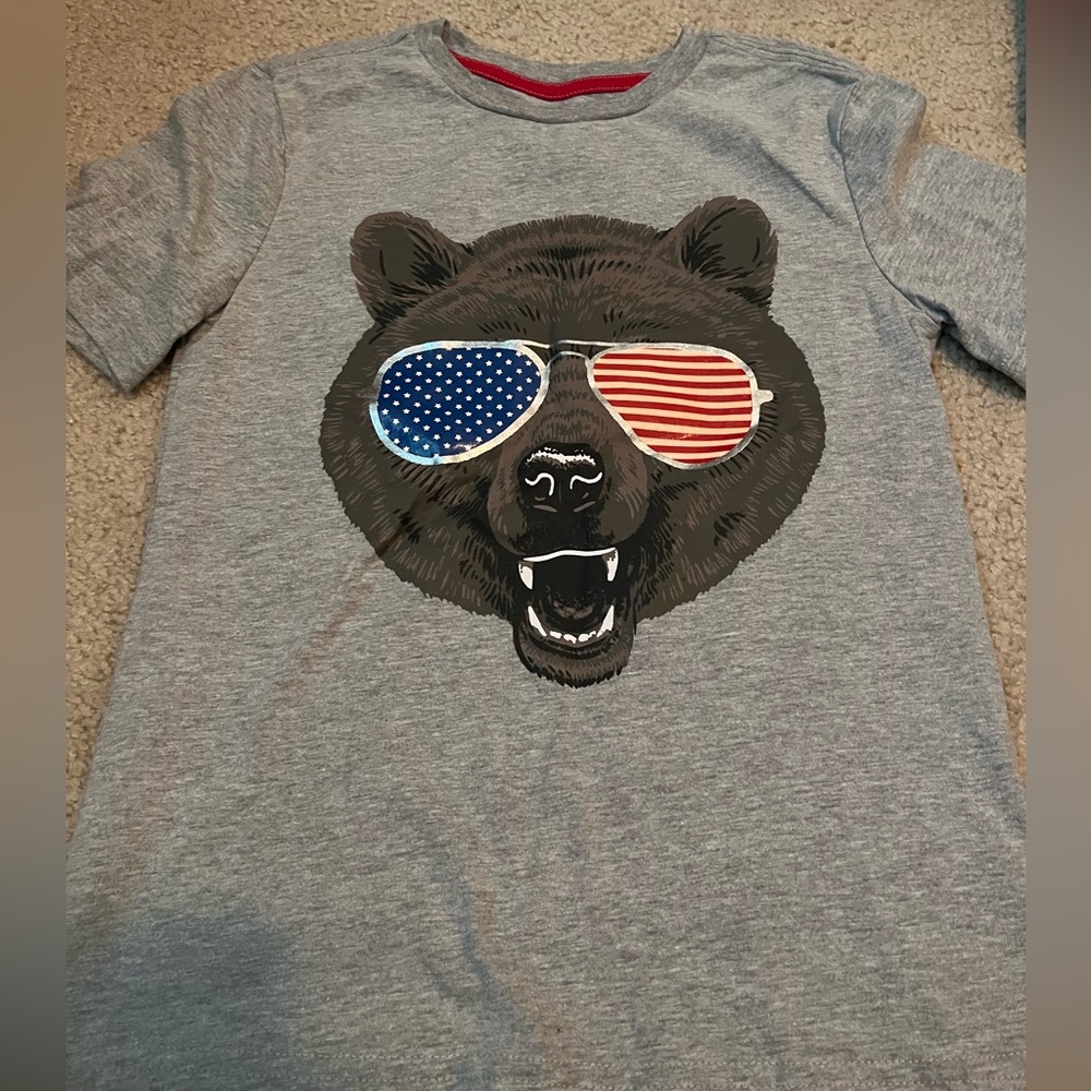 Boys Tommy Bahama t shirt